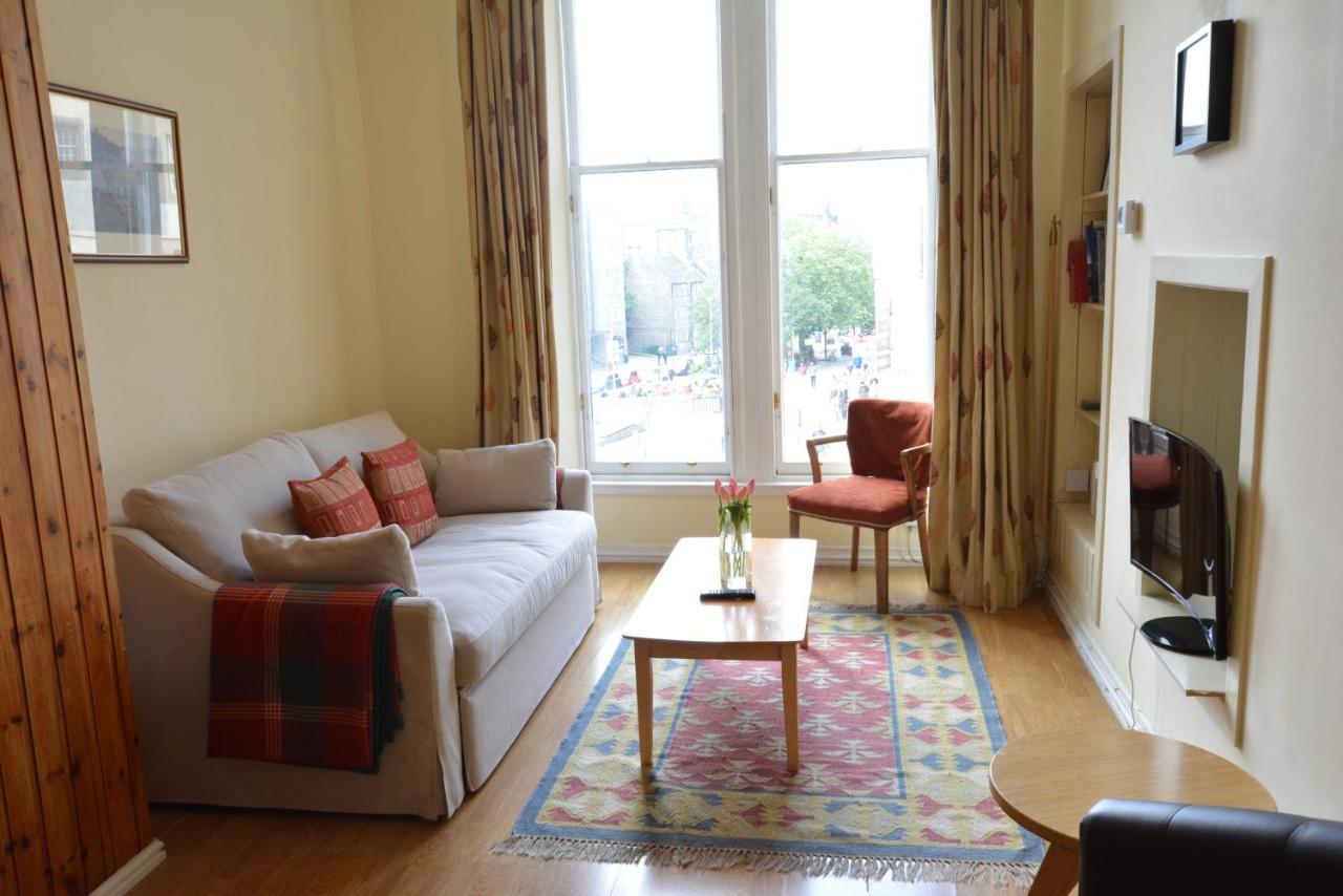 Appartamento Old Town View - Picture Perfect! Edimburgo Esterno foto